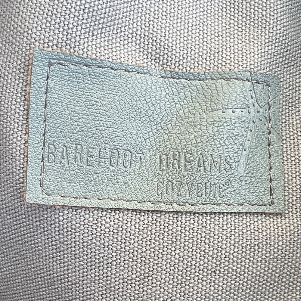 Barefoot Dreams cozy chic Tote Bag - Picture 2 of 6